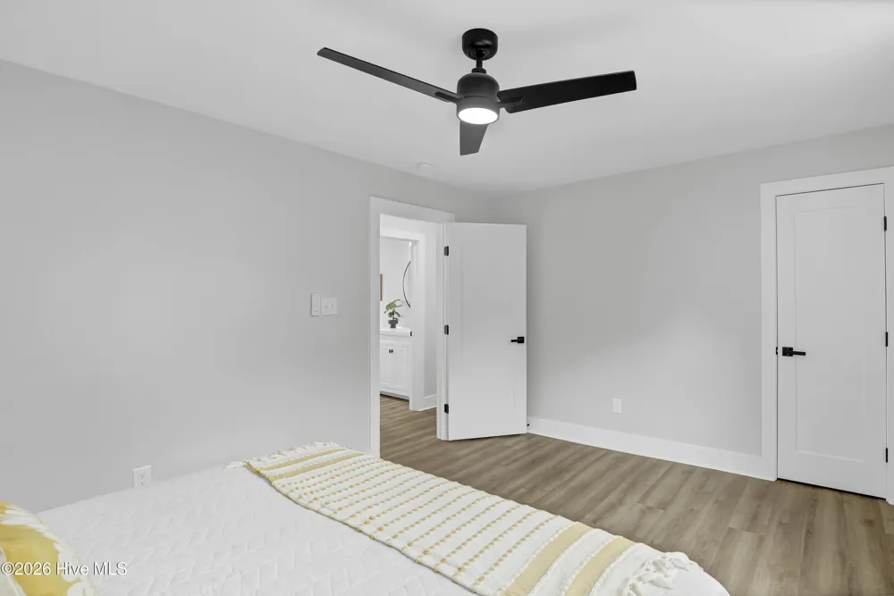 237 Riverside Drive Sneads Ferry, NC 28460
