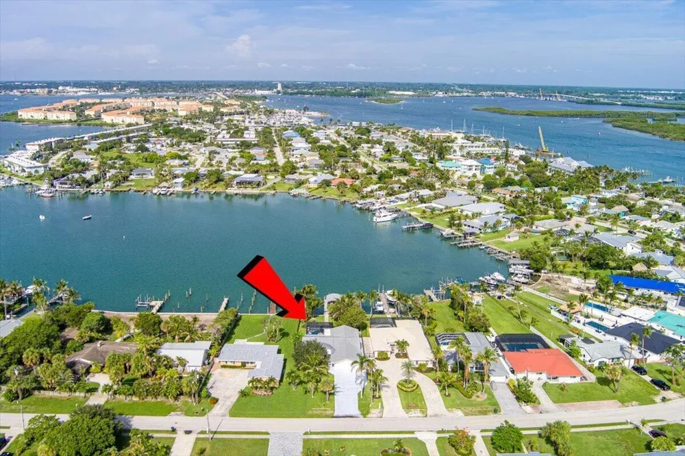 309 FERNANDINA STREET Hutchinson Island, FL 34949