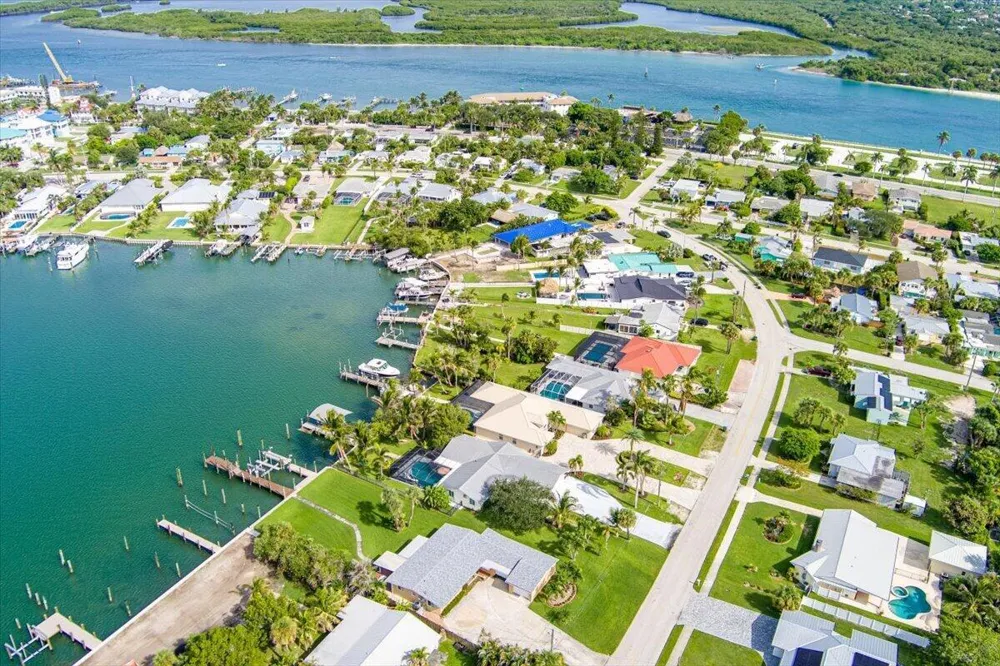 309 FERNANDINA STREET Hutchinson Island, FL 34949
