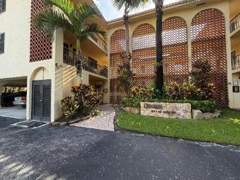917 NE 16th Avenue #1