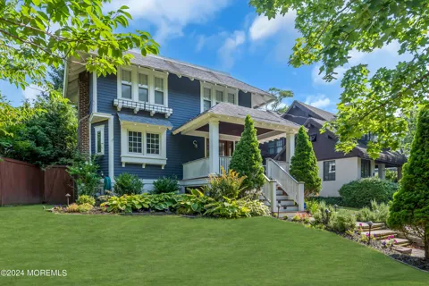 1318 Locust Drive