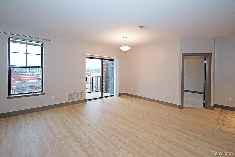 500 E Michigan Avenue #401 Lansing City, MI 48912