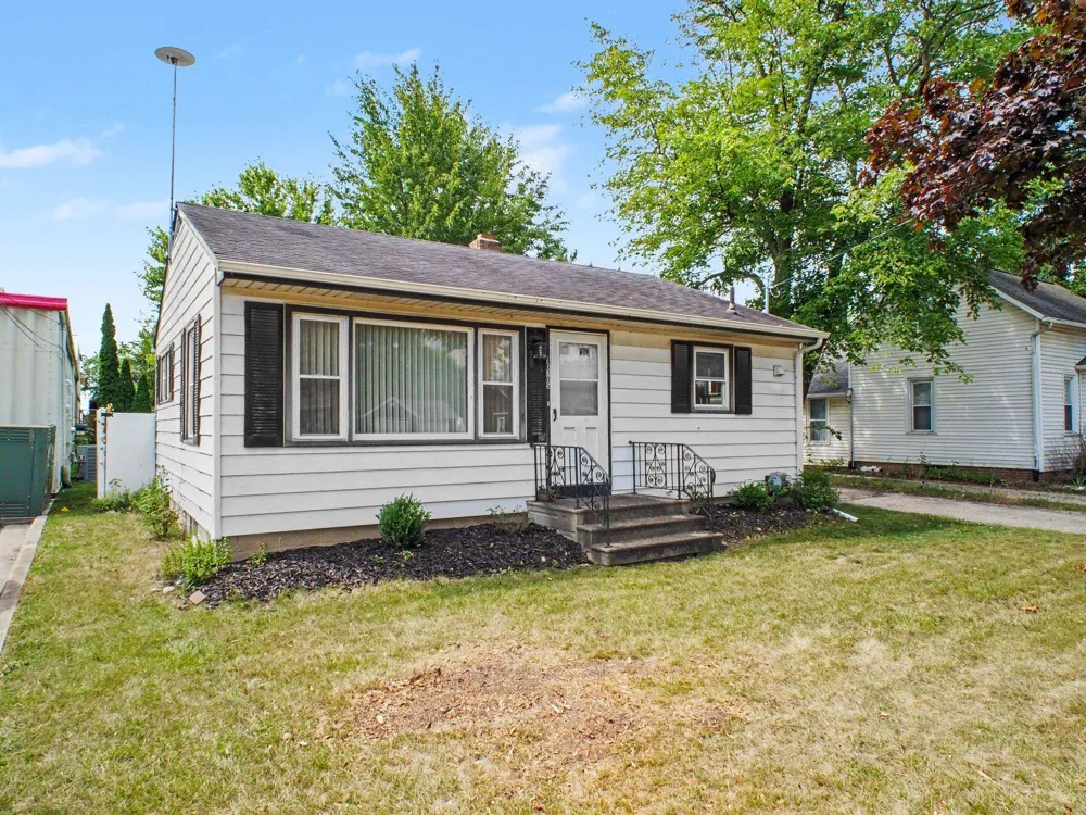 10705 E Second Street Unknown, MI 48835