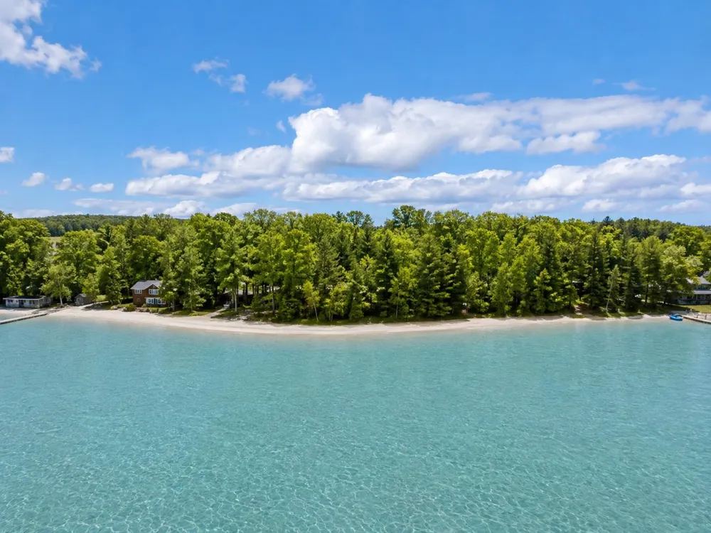 737 S Stony Point Road Suttons Bay Township, MI 49682