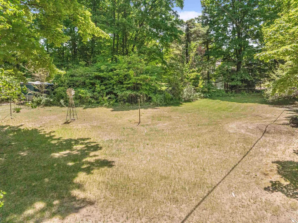 737 S Stony Point Road Suttons Bay Township, MI 49682