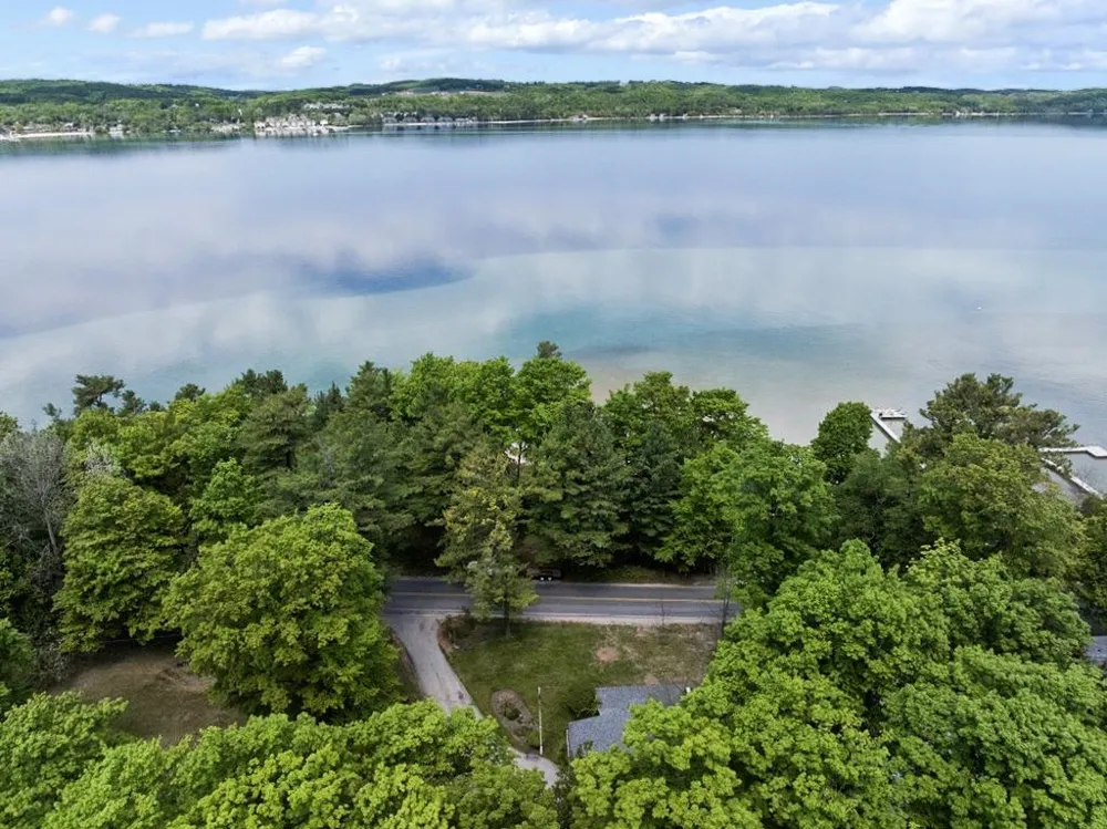 737 S Stony Point Road Suttons Bay Township, MI 49682