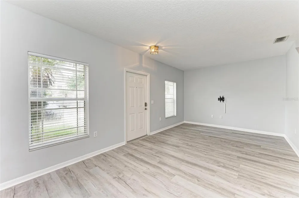 6218 FLAGFISH COURT #102 Bradenton, FL 34202