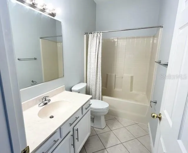6218 FLAGFISH COURT #102 Bradenton, FL 34202