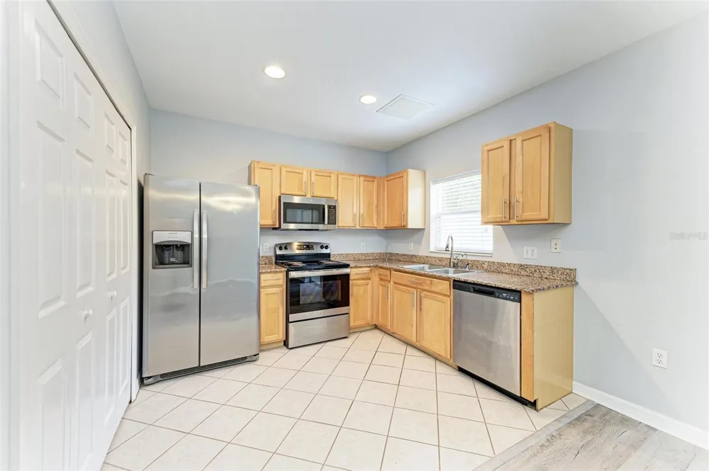 6218 FLAGFISH COURT #102 Bradenton, FL 34202