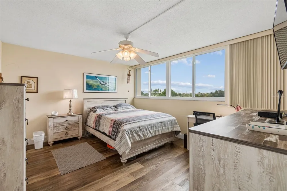 7465 BAY ISLAND DRIVE S #313 South Pasadena, FL 33707