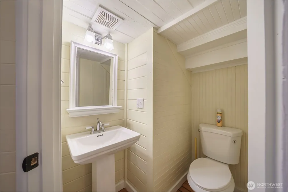 26706 Park Avenue Ocean Park, WA 98640