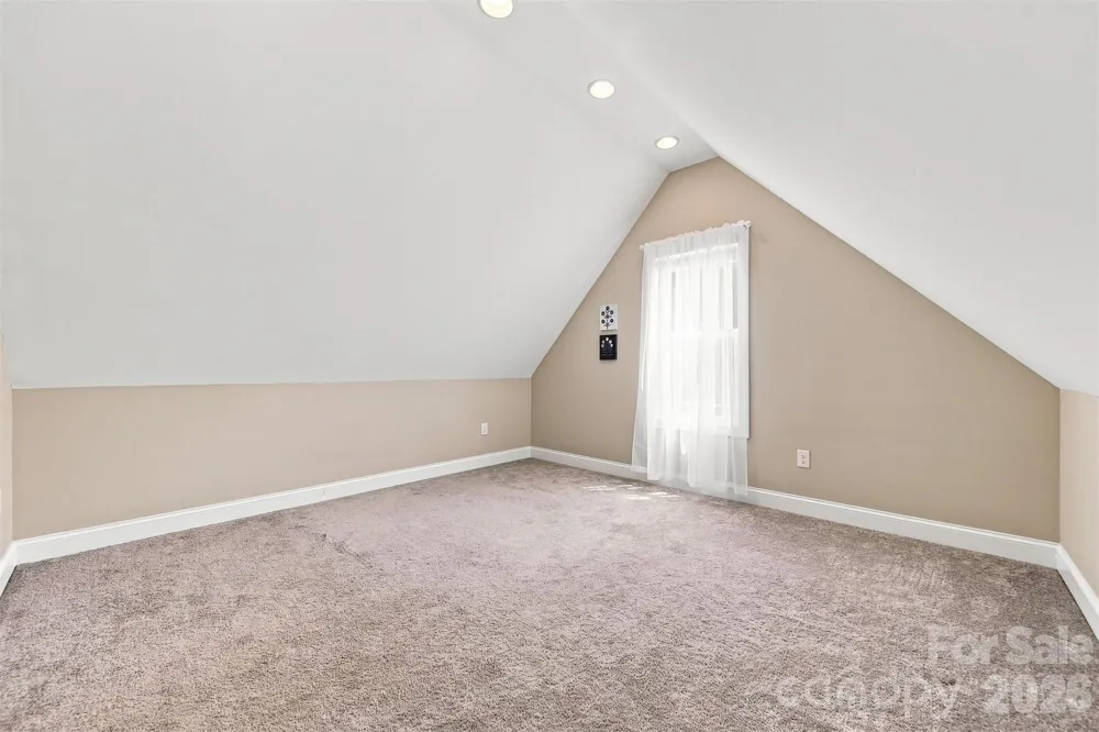 5810 Dwayne Starnes Drive Hickory, NC 28602
