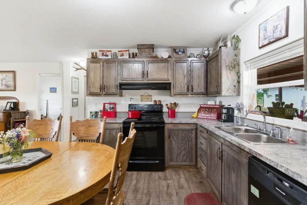 8315 CR 403 Cisco, TX 76437