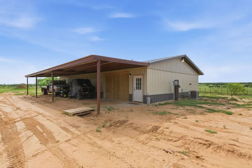 8315 CR 403 Cisco, TX 76437