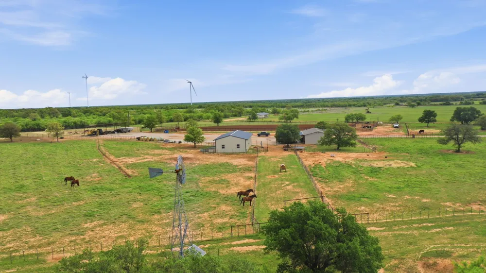 8315 CR 403 Cisco, TX 76437