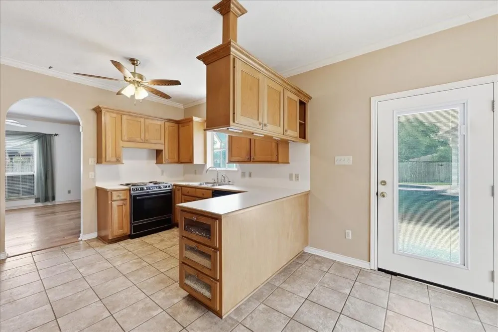 1515 26th Street Nederland, TX 77627