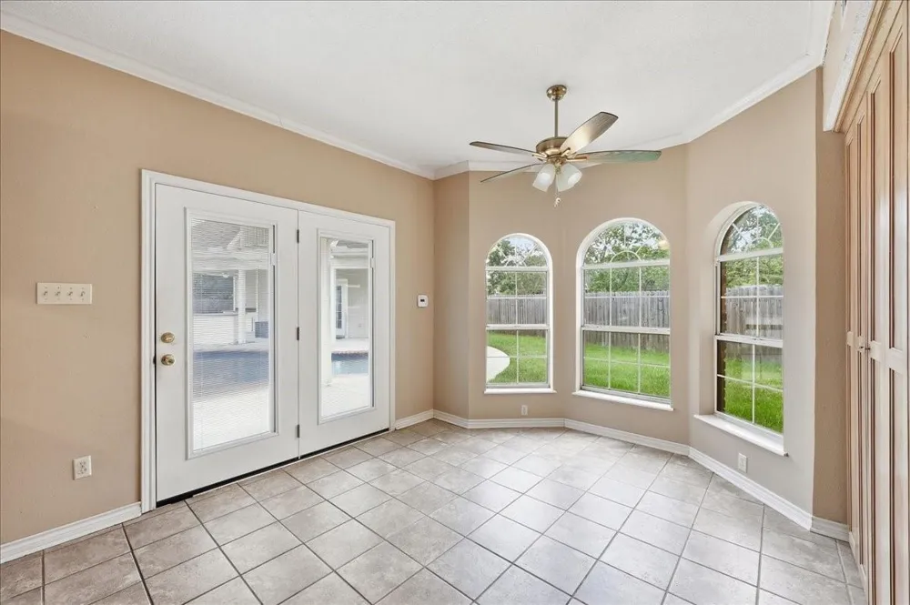 1515 26th Street Nederland, TX 77627