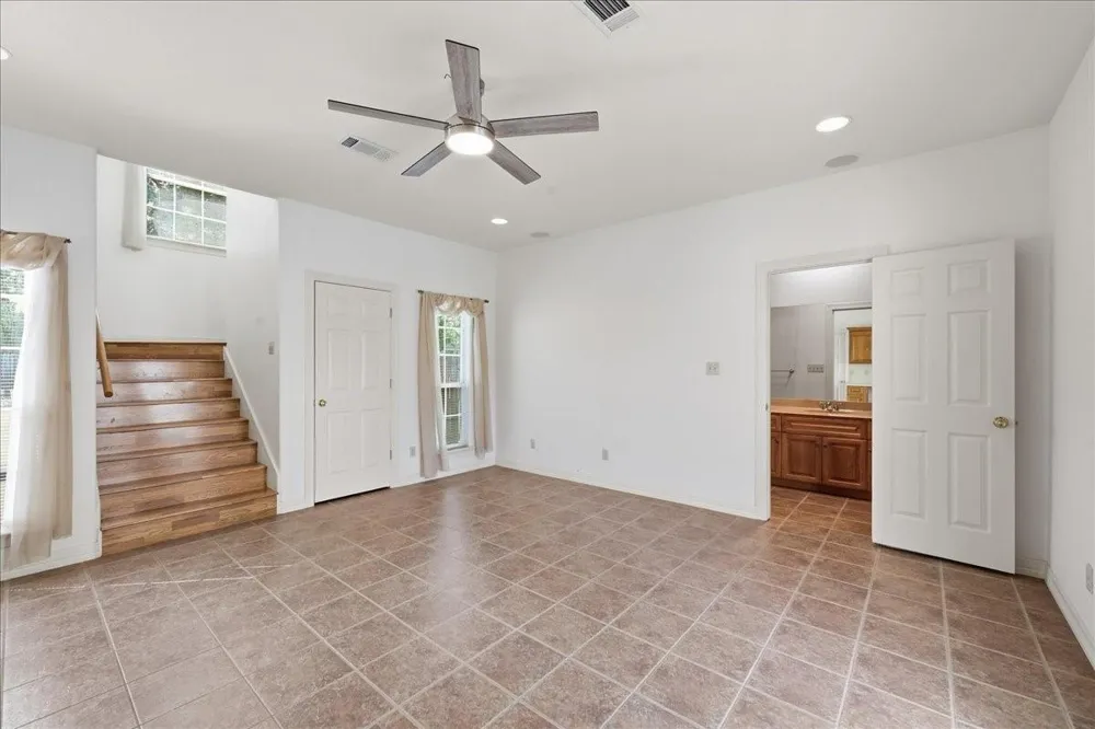 1515 26th Street Nederland, TX 77627