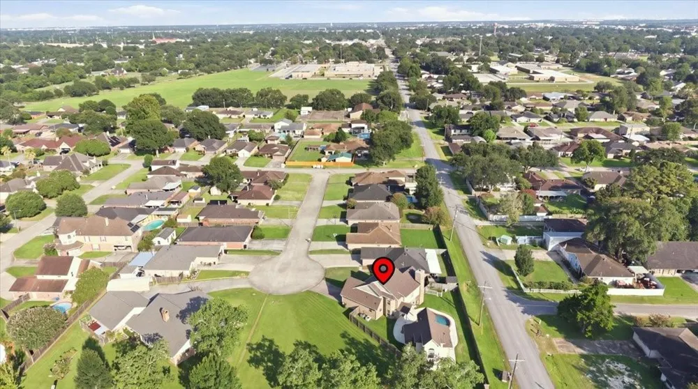 1515 26th Street Nederland, TX 77627