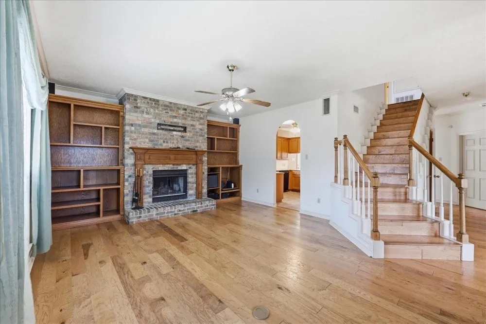 1515 26th Street Nederland, TX 77627