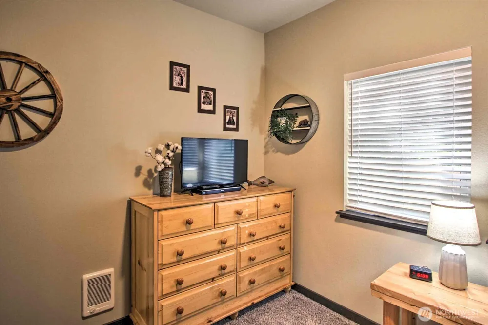 108 Osborn Road Ashford, WA 98304