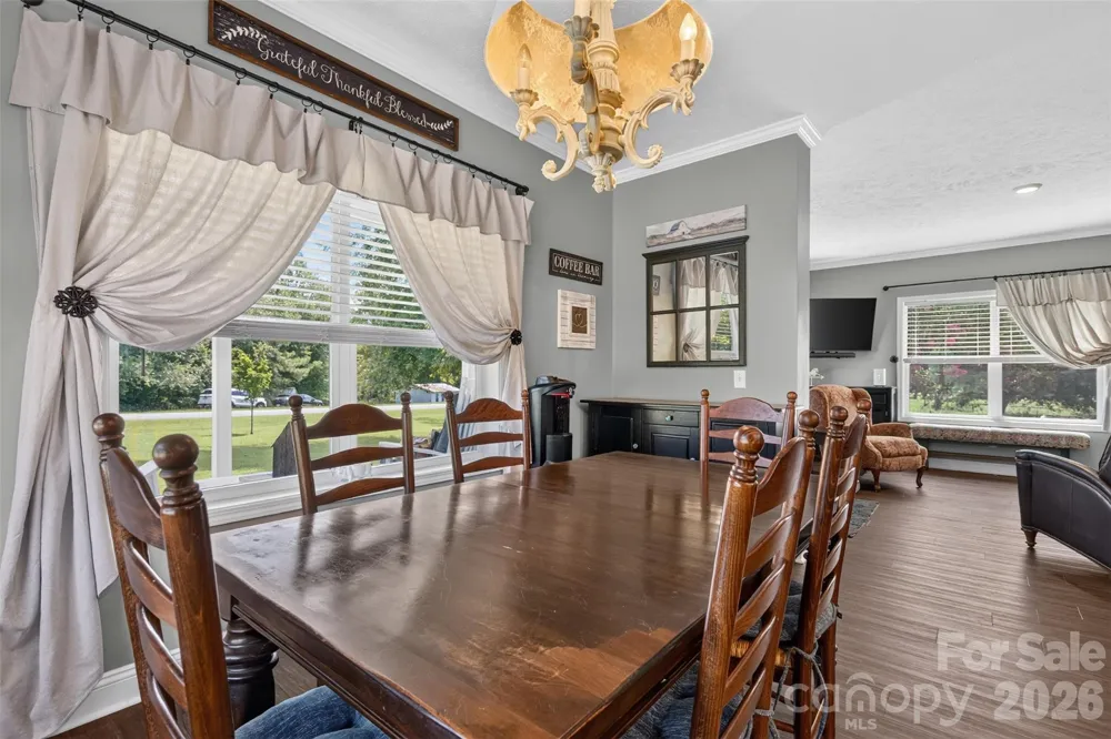 1568 John Smith Road Columbus, NC 28722