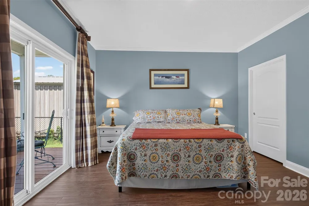 1568 John Smith Road Columbus, NC 28722