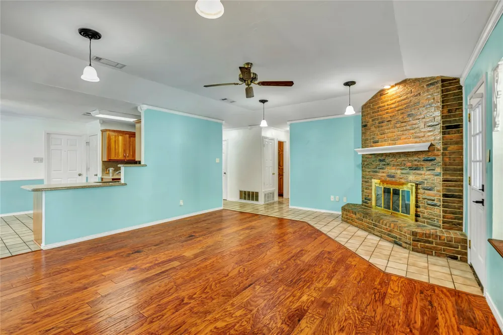 306 Woodlawn Drive Keene, TX 76059