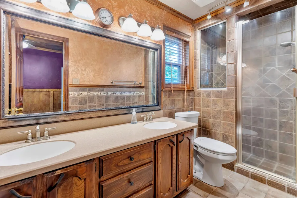 306 Woodlawn Drive Keene, TX 76059