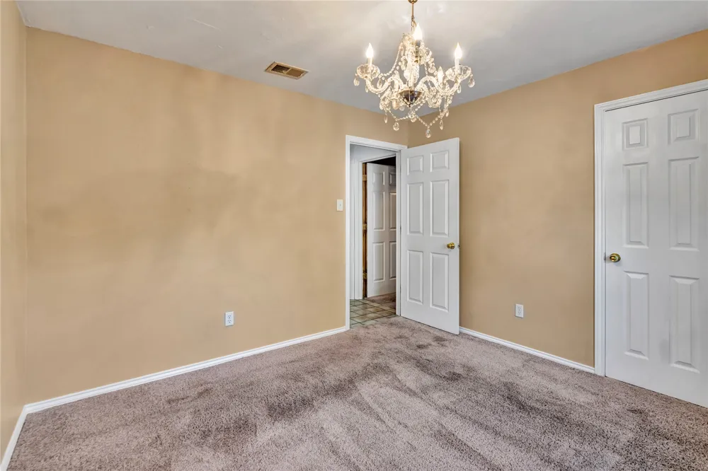 306 Woodlawn Drive Keene, TX 76059