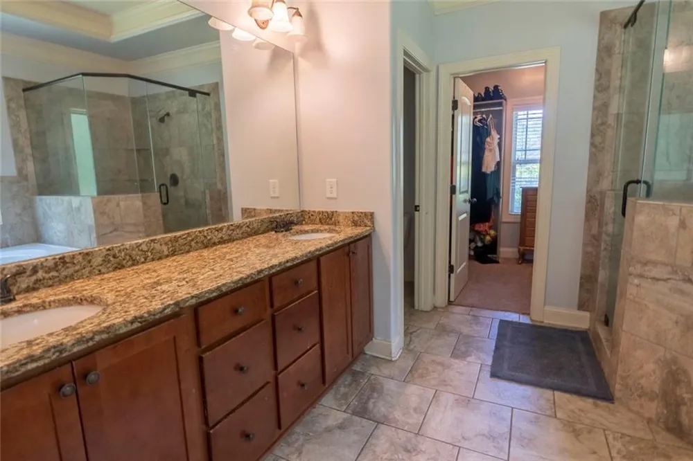 155 Chantilly Lane Fayetteville, GA 30215