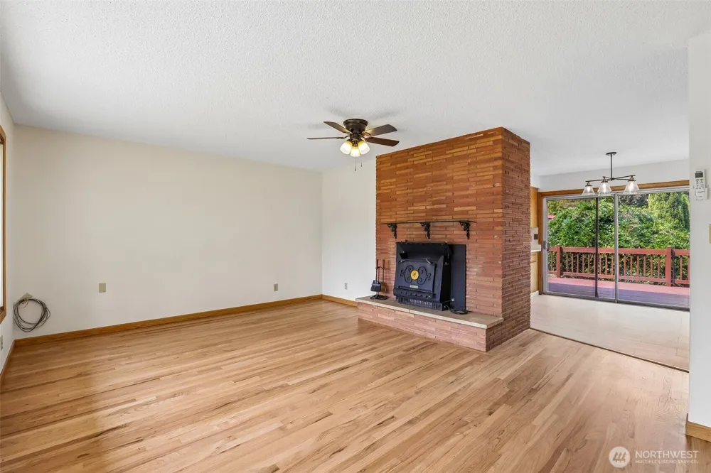 31 Cedar Gates Road Longview, WA 98632