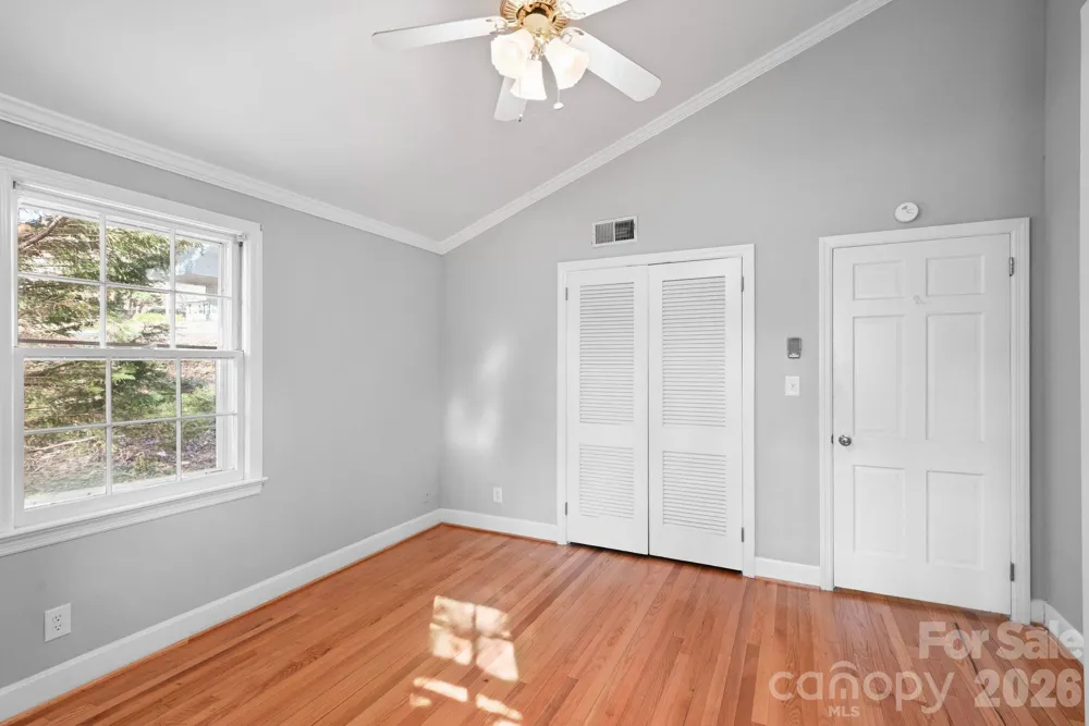 624 Brentwood Court Winston Salem, NC 27104