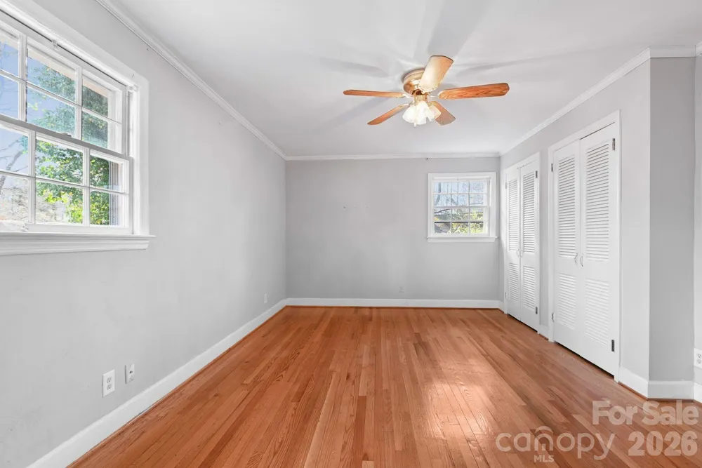 624 Brentwood Court Winston Salem, NC 27104