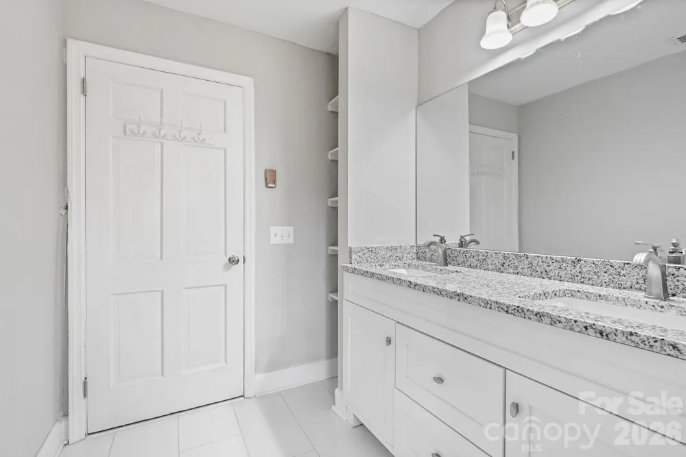 624 Brentwood Court Winston Salem, NC 27104