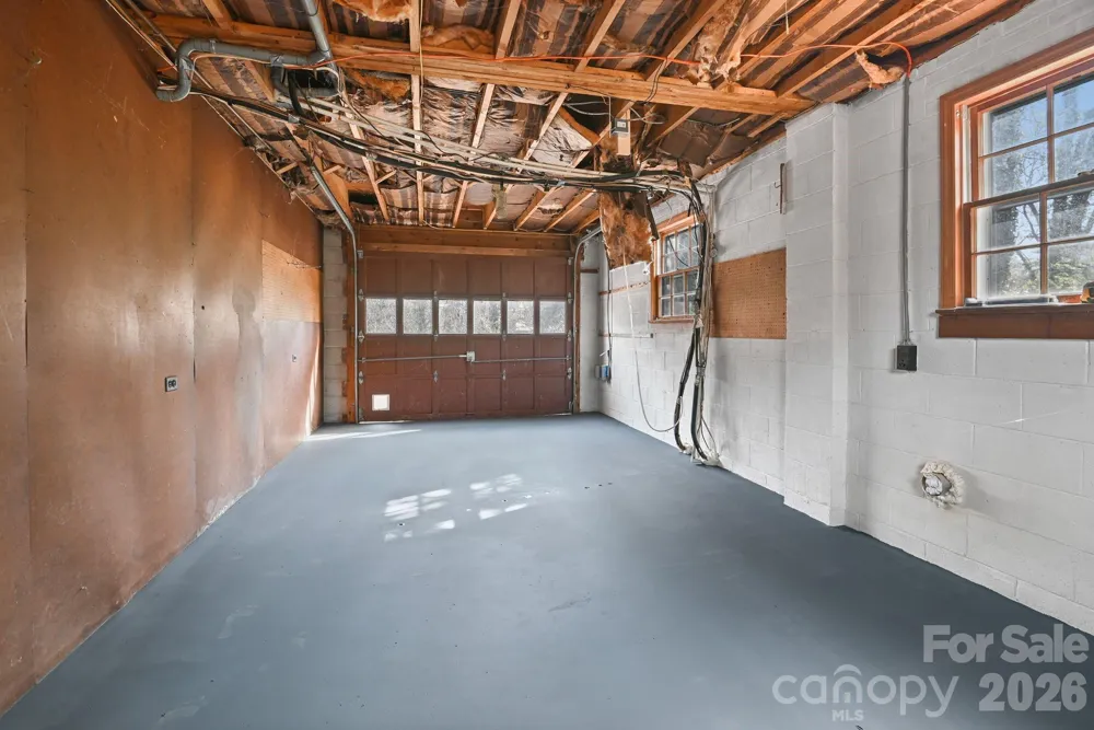 624 Brentwood Court Winston Salem, NC 27104