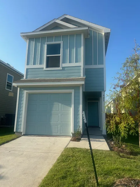 925 Grebe Drive