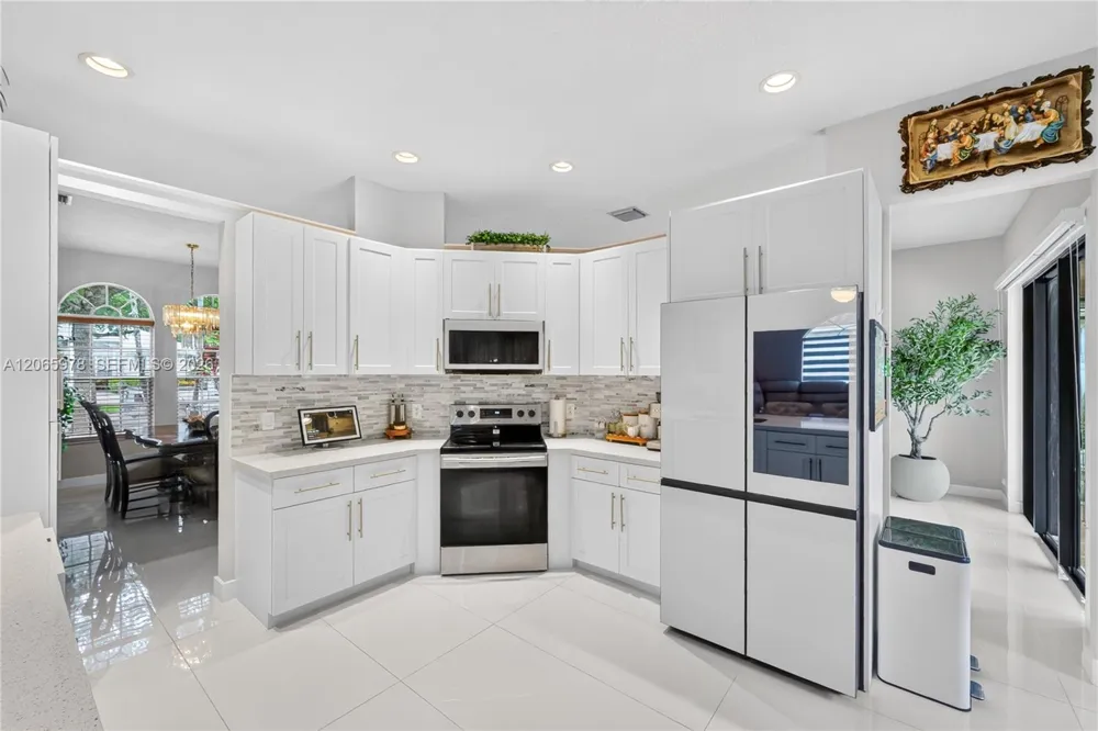 12617 NW 23rd St Pembroke Pines, FL 33028