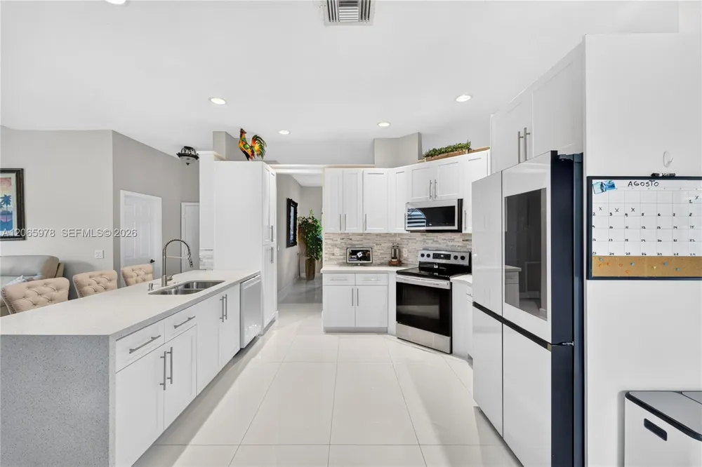 12617 NW 23rd St Pembroke Pines, FL 33028