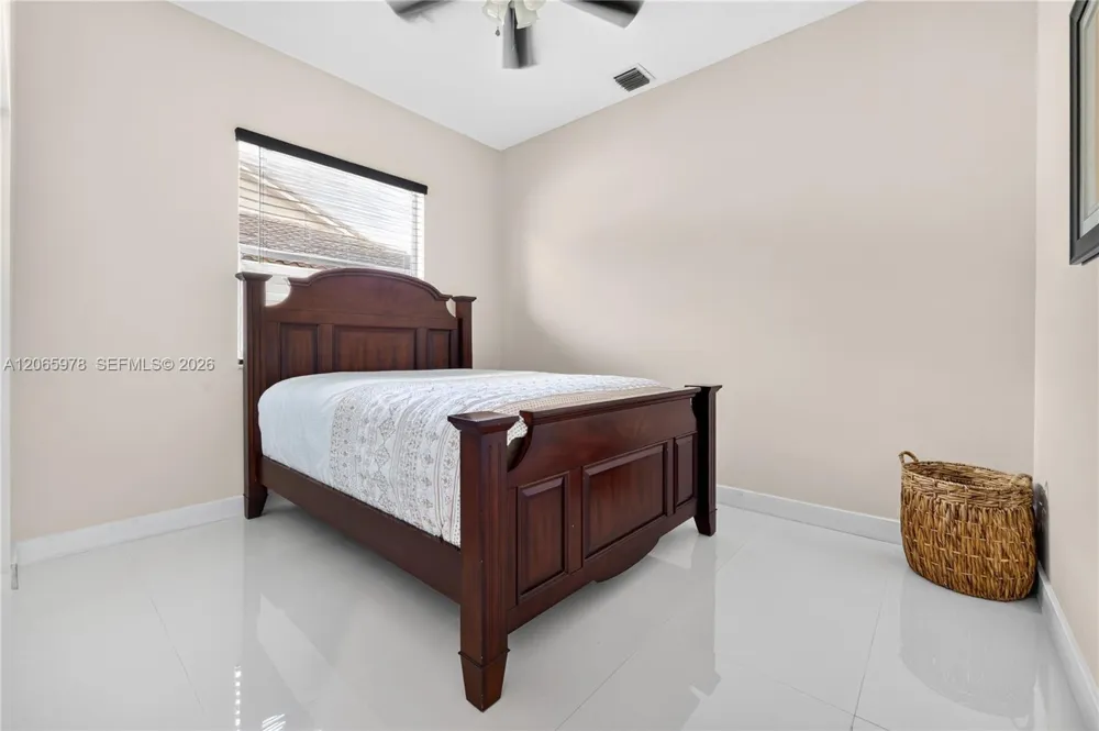 12617 NW 23rd St Pembroke Pines, FL 33028