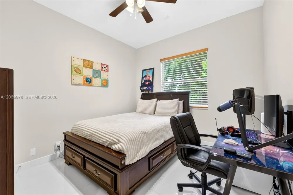 12617 NW 23rd St Pembroke Pines, FL 33028