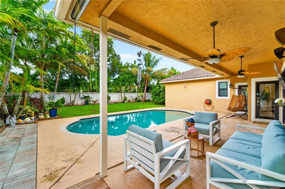12617 NW 23rd St Pembroke Pines, FL 33028