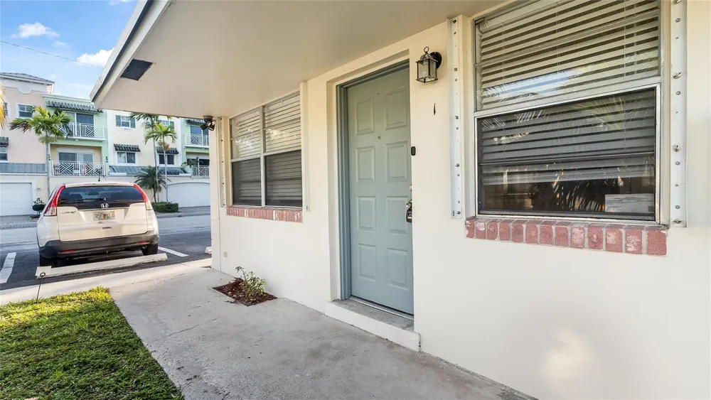 709 SE 15TH STREET #1 Fort Lauderdale, FL 33316