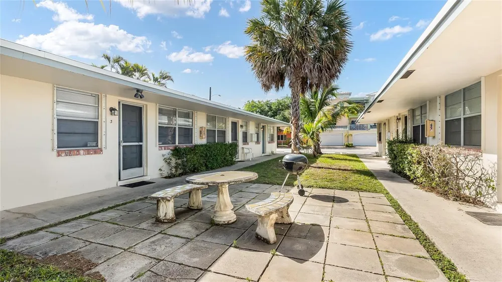 709 SE 15TH STREET #1 Fort Lauderdale, FL 33316