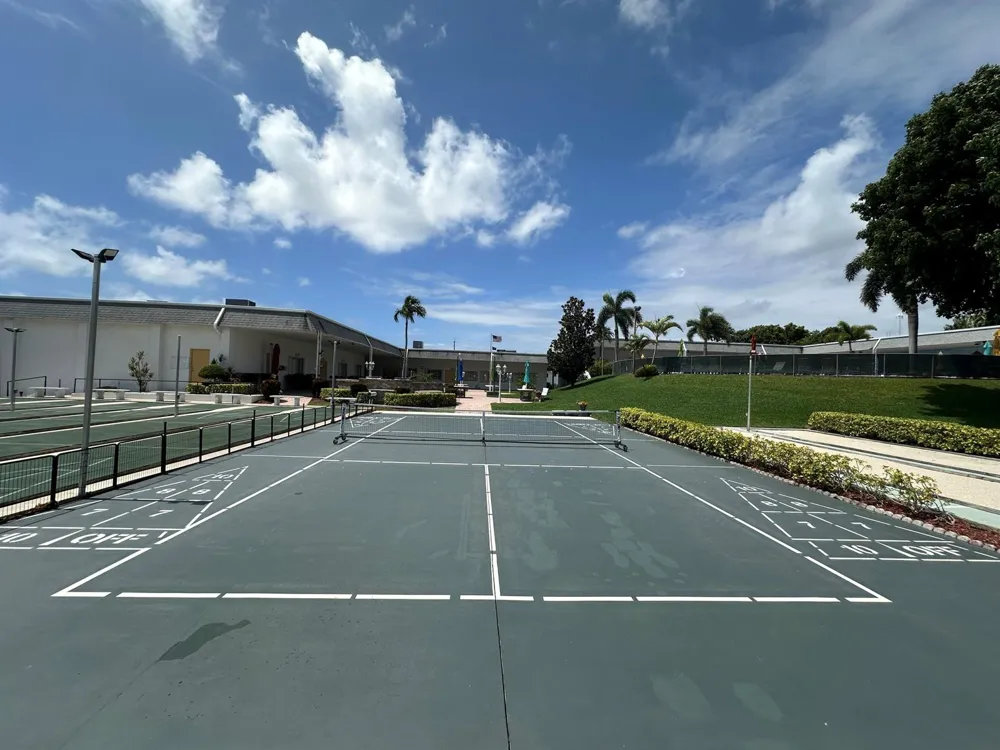 3240 Lake Osborne Drive #208 Lake Worth, FL 33461