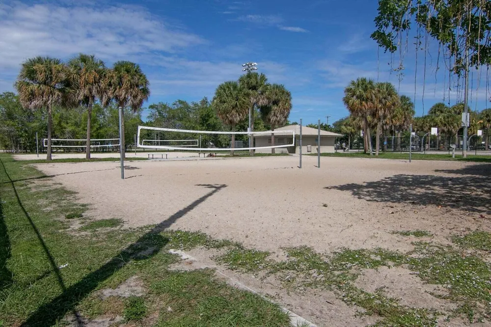 3240 Lake Osborne Drive #208 Lake Worth, FL 33461