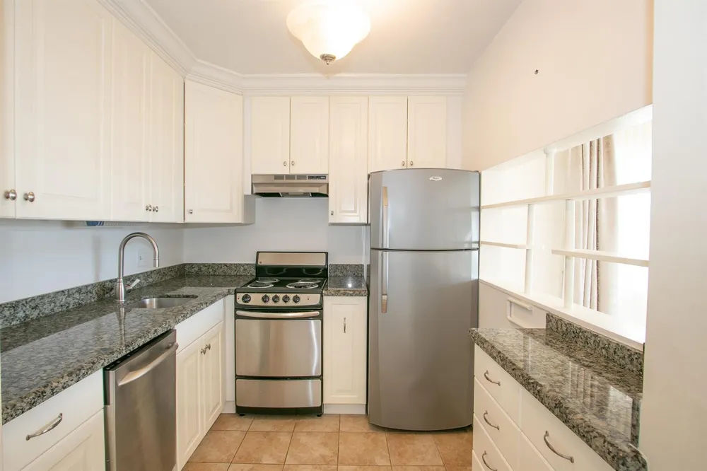 3240 Lake Osborne Drive #208 Lake Worth, FL 33461