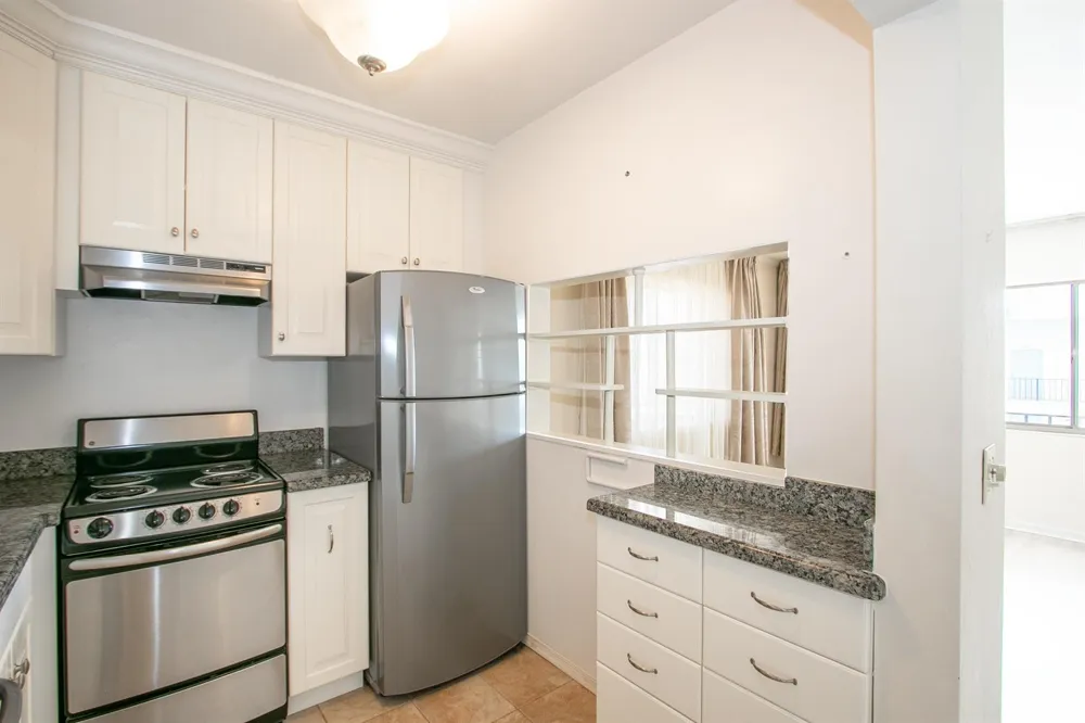 3240 Lake Osborne Drive #208 Lake Worth, FL 33461