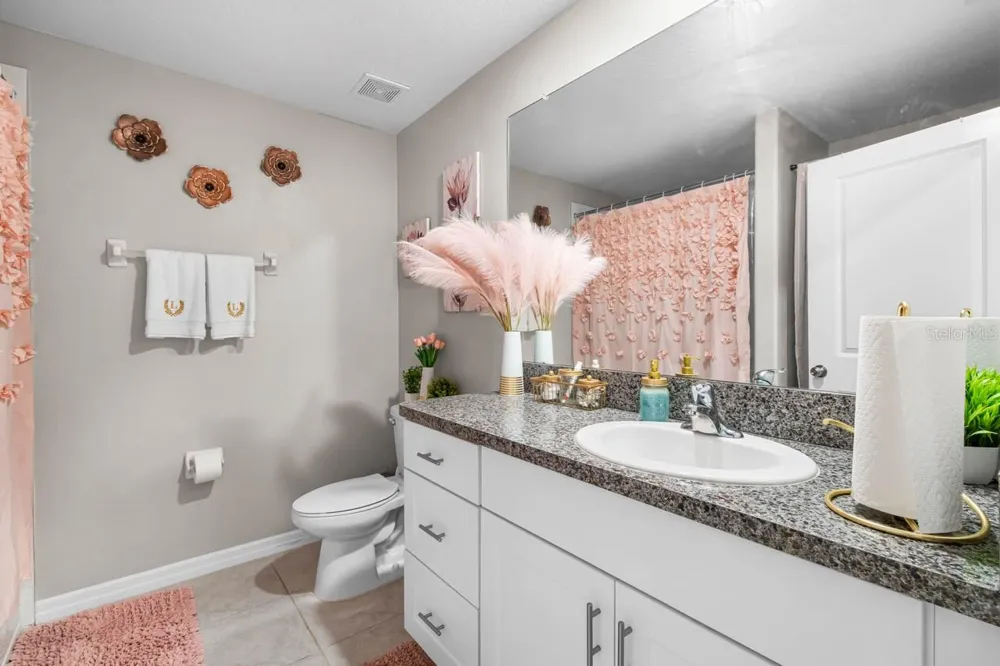 635 ROYAL EMPRESS DRIVE Ruskin, FL 33570