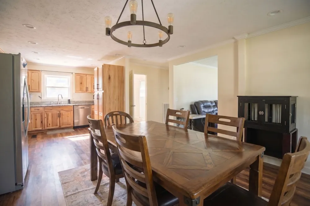 33 Horseshoe Bend Ln Elmwood, TN 38560